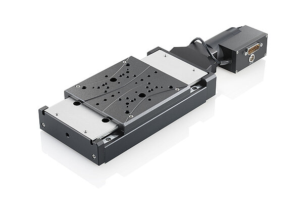 The M-406 precision linear stage as DC motor variant with integrated Active Drive amplifiers